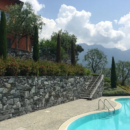 Il Paradiso Apartment